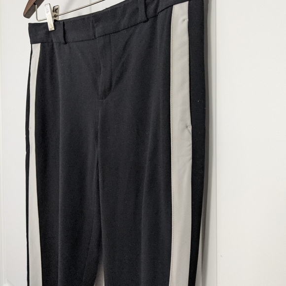Banana Republic Avery Straight-Fit Black White Stripe Washable Ankle Pant Sz 2 - Picture 2 of 14